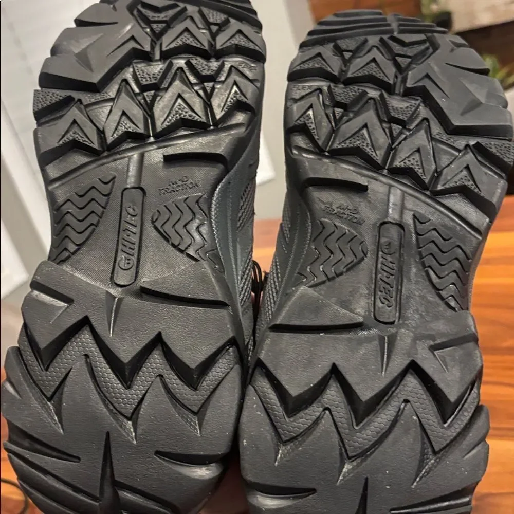 Hi-Tec nwt new